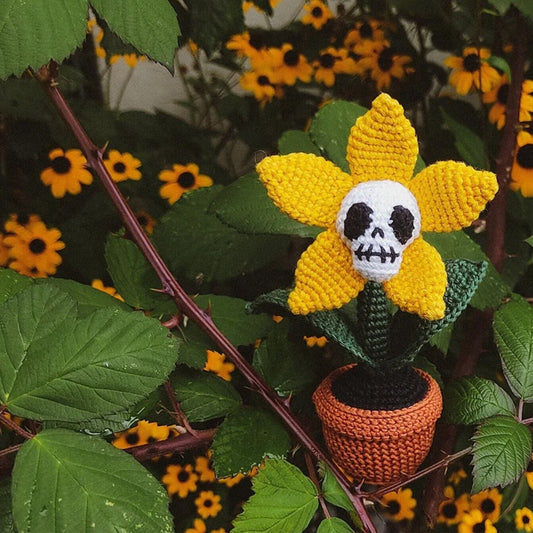 UniJames Skull Flower In A Pot Handmade Crochet