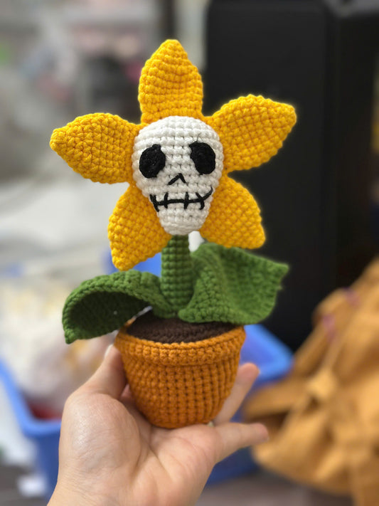 UniJames Skull Crochet Flower Pot Handmade Crochet
