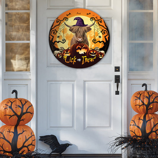 uni Halloween Highland Cattle All Printed 3D Round Metal Sign
