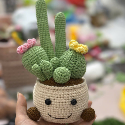 UniJames Happy Cactus Crochet Toy